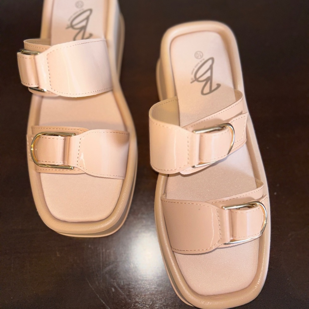 Gianni Bini cream Sandals with Textured Straps and Square Toe